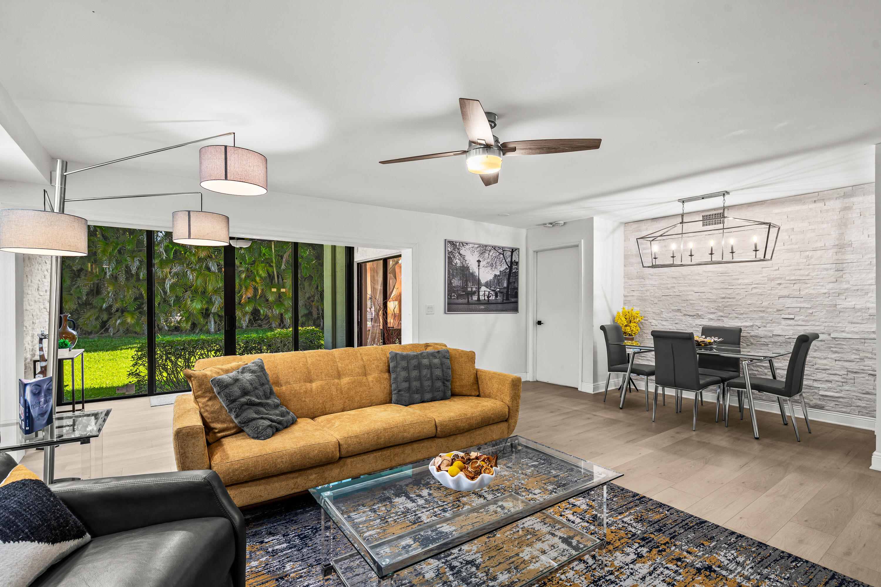 COVES AT PARKWALK CONDO - Residential Lease