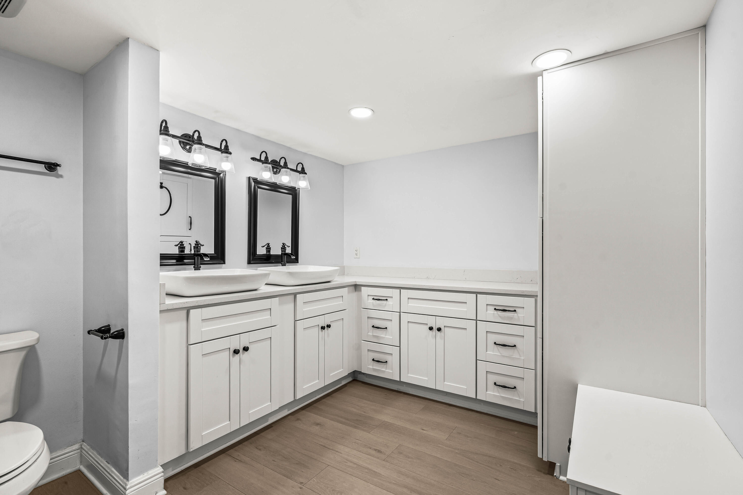 COVES AT PARKWALK CONDO - Residential Lease
