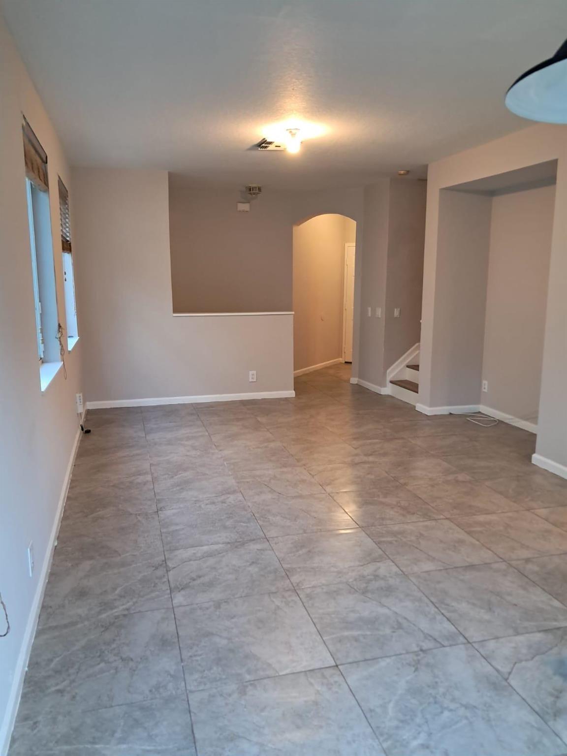 3039 Laurel Ridge Circle