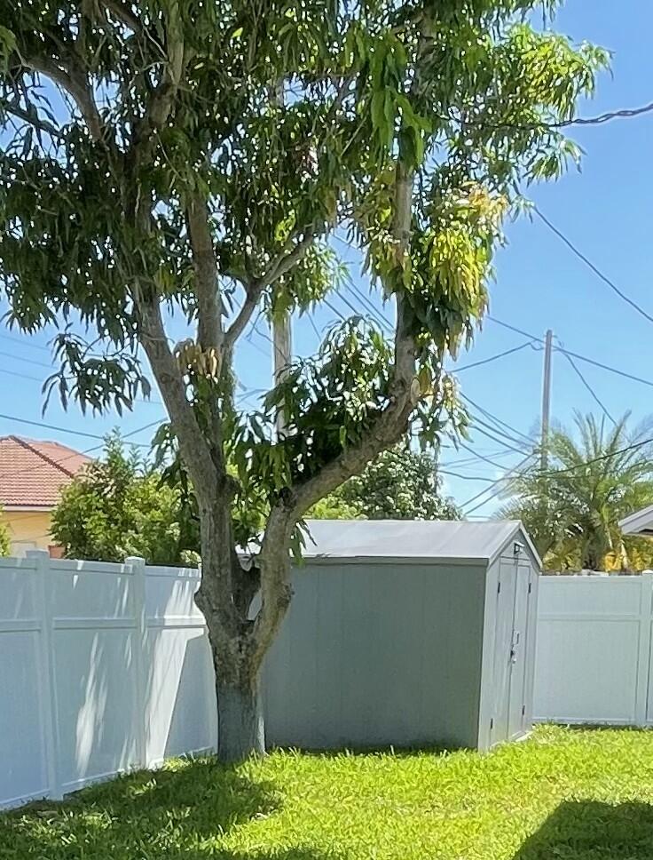 ALBERT GIBSON ESTATES - Residential