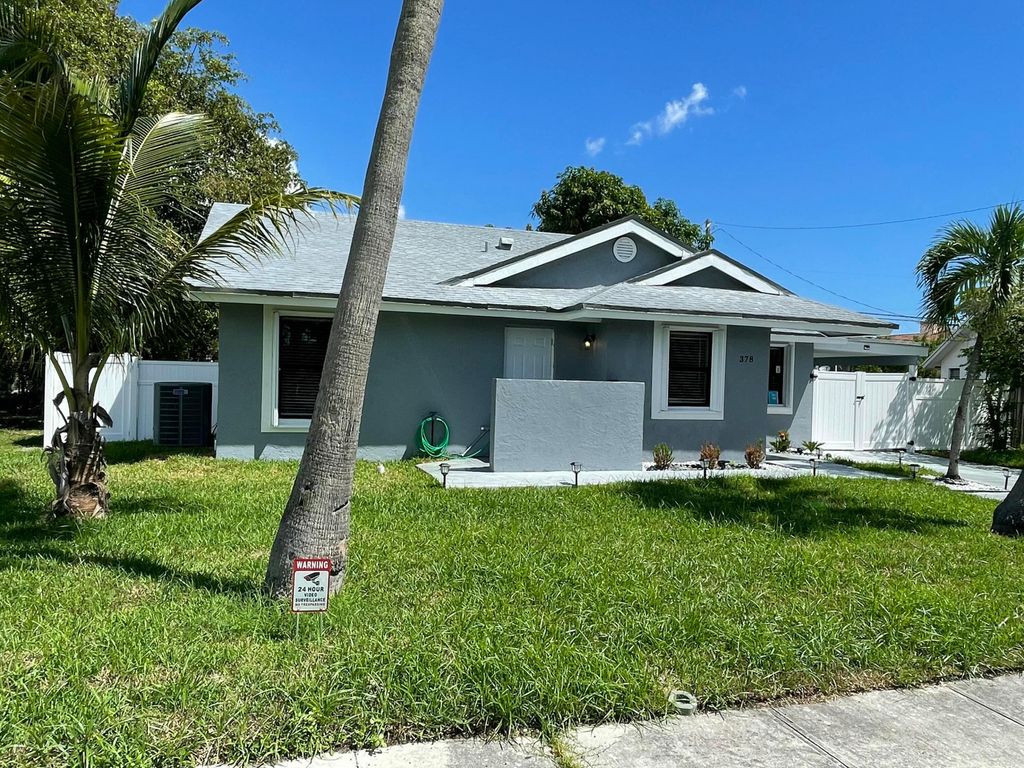 Photo of 378 NW 2nd Way, Deerfield Beach, FL 33441 (MLS # B26025273)