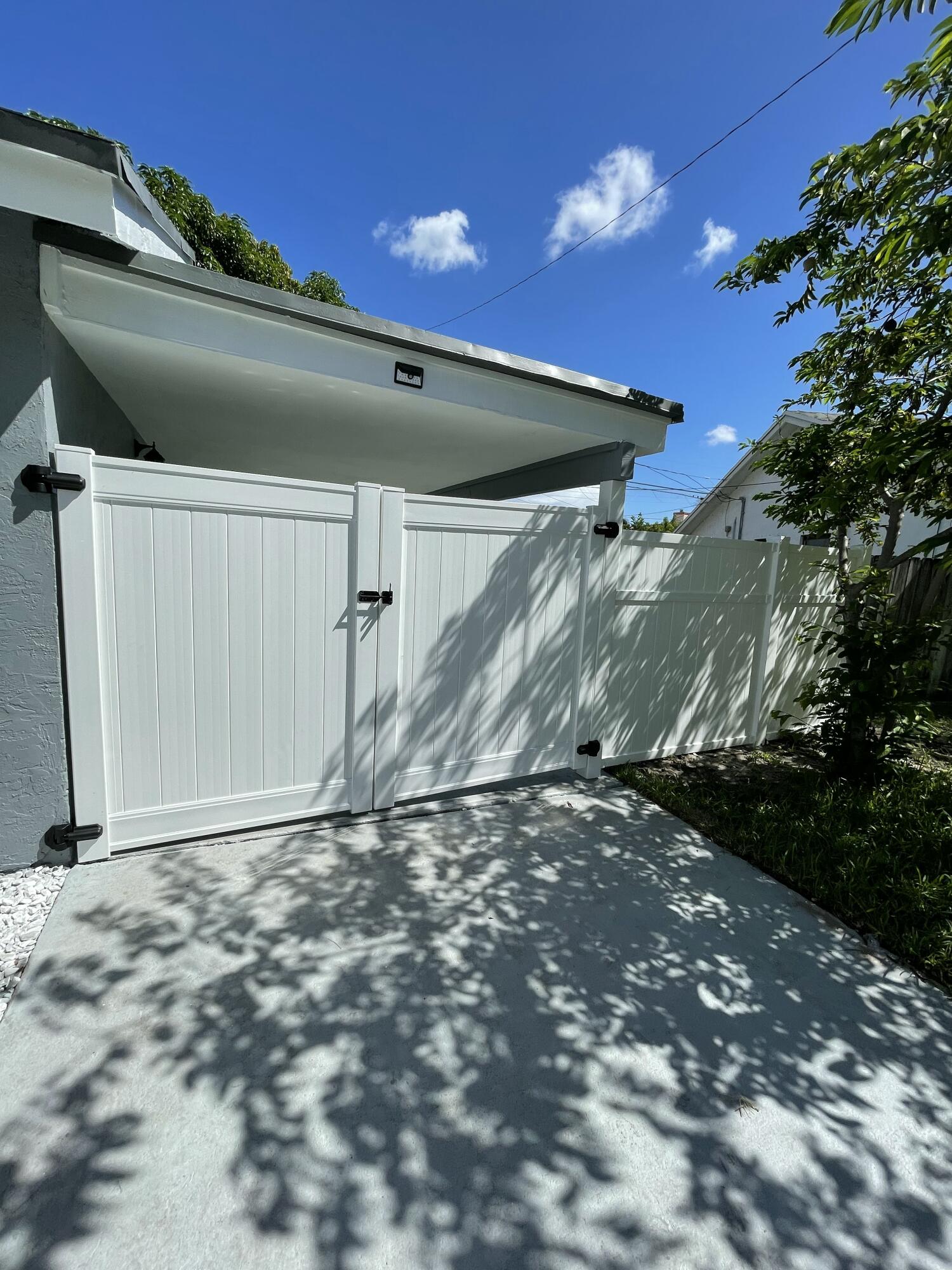 ALBERT GIBSON ESTATES - Residential