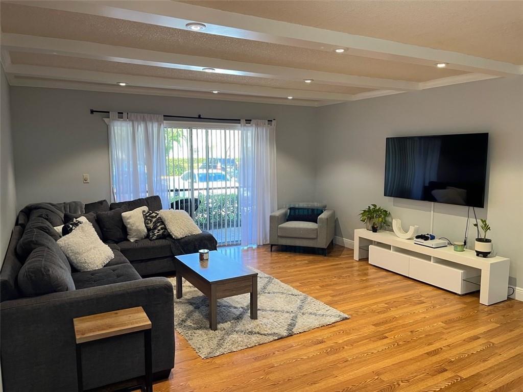 THE GARDENS NORTH - Residential