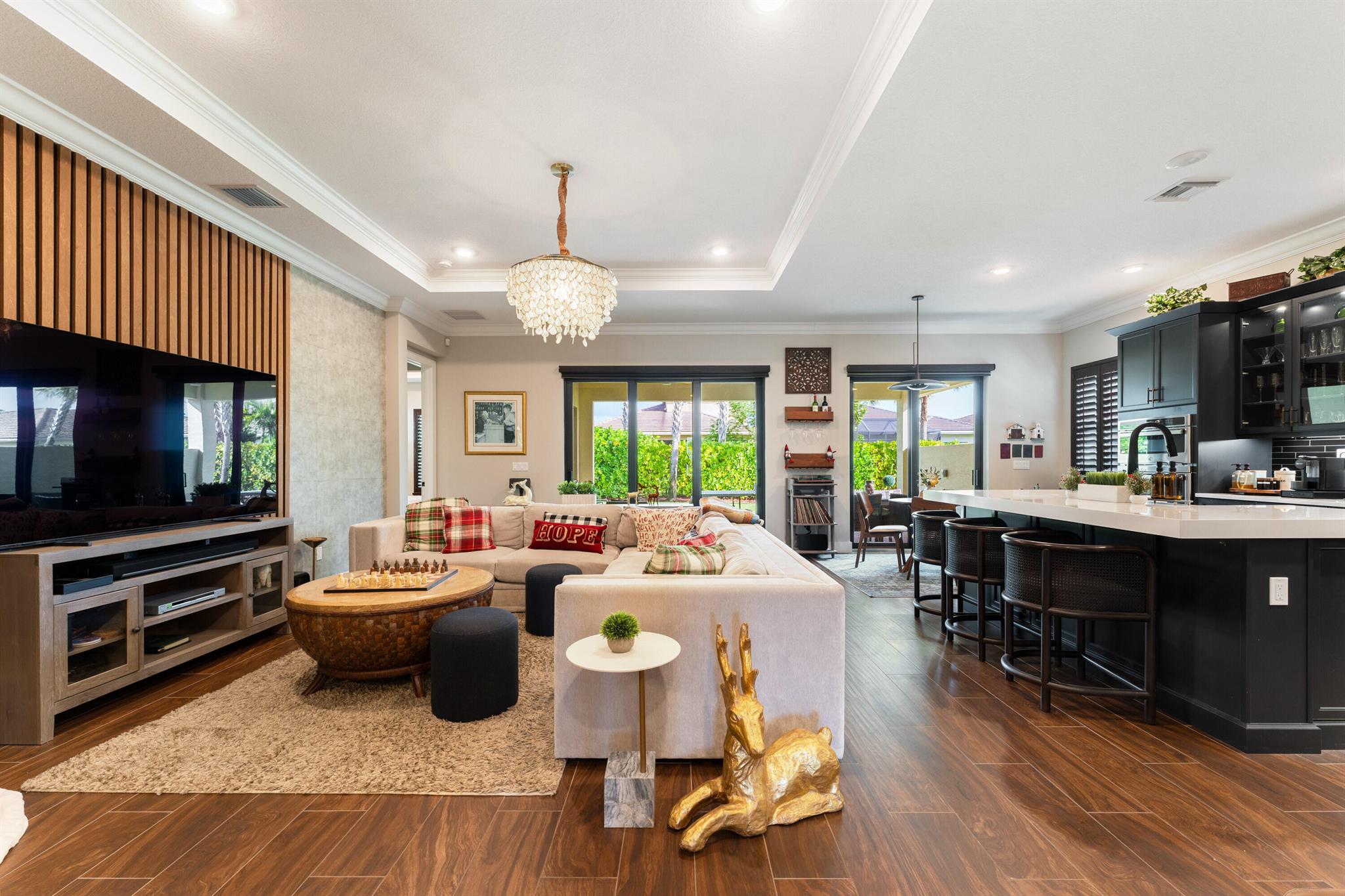 CRESSWIND PALM BEACH - Residential