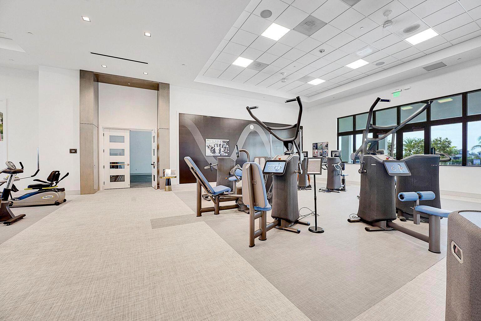 CRESSWIND PALM BEACH - Residential