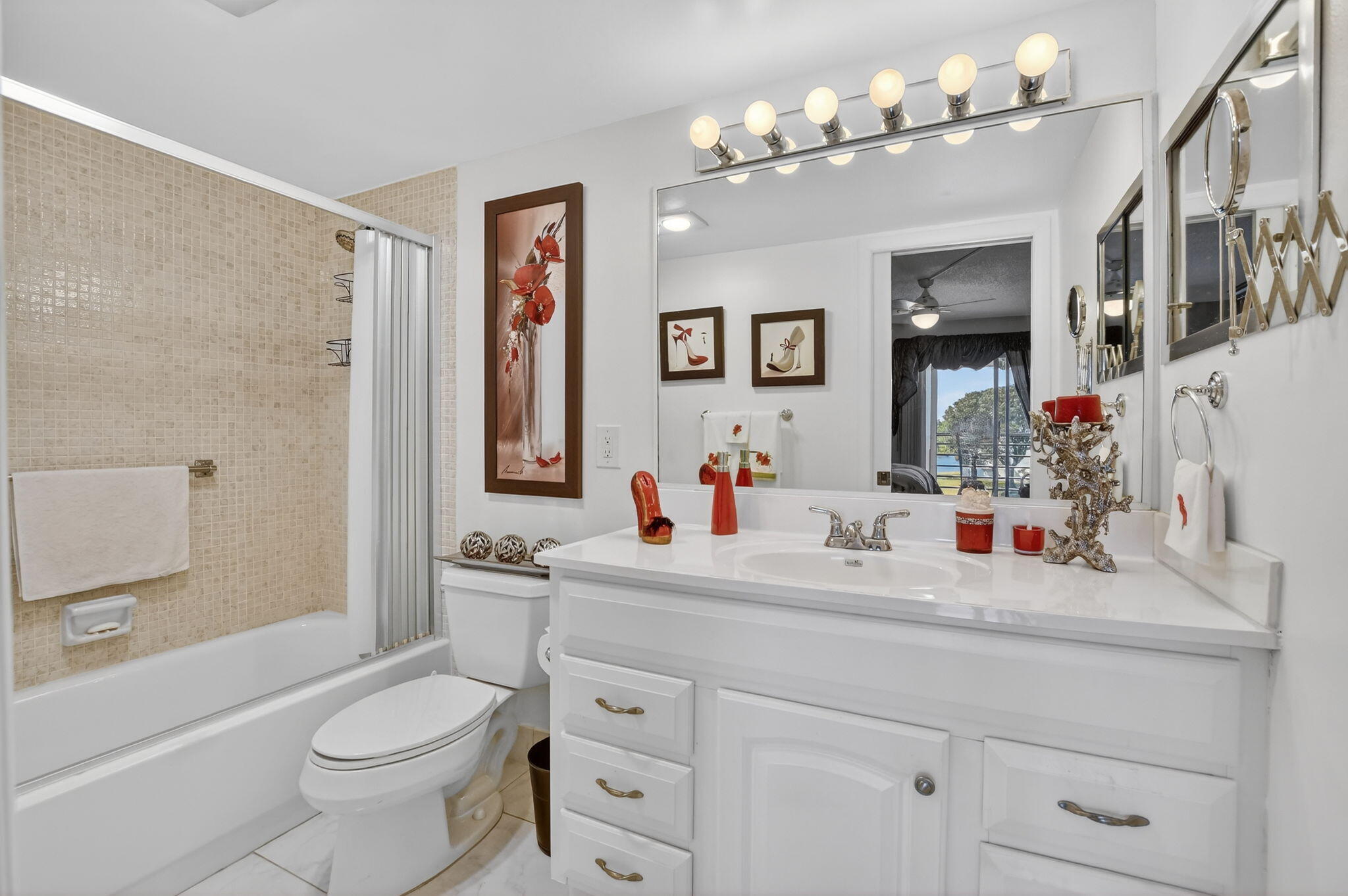 OAKRIDGE V CONDO - Residential