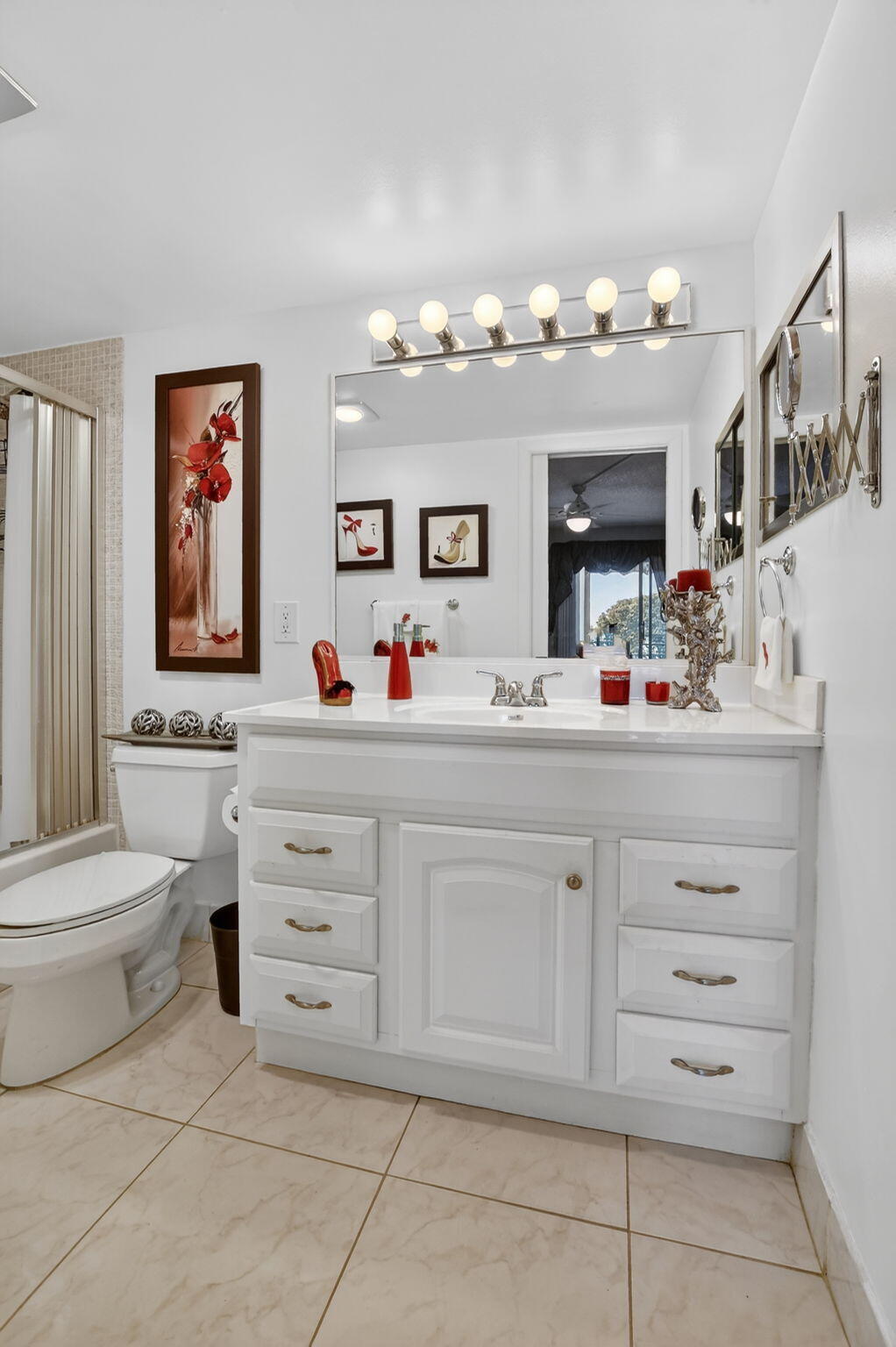 OAKRIDGE V CONDO - Residential