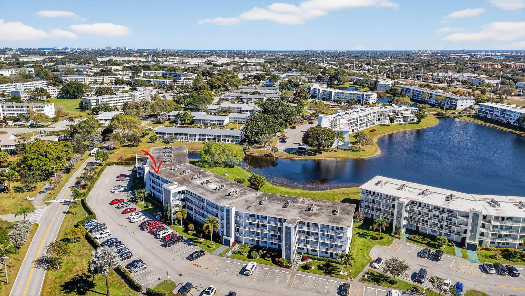 OAKRIDGE V CONDO - Residential