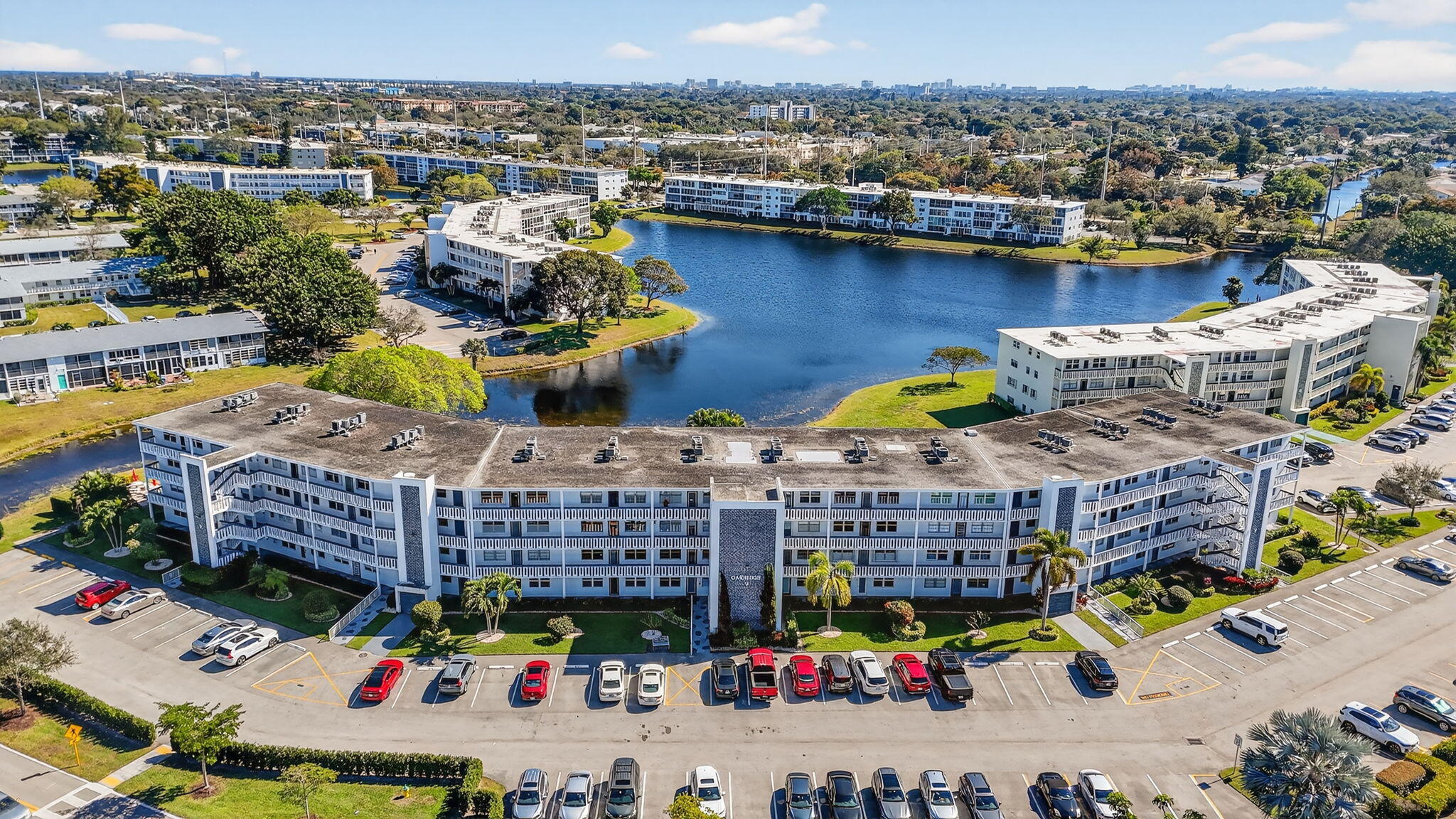 OAKRIDGE V CONDO - Residential