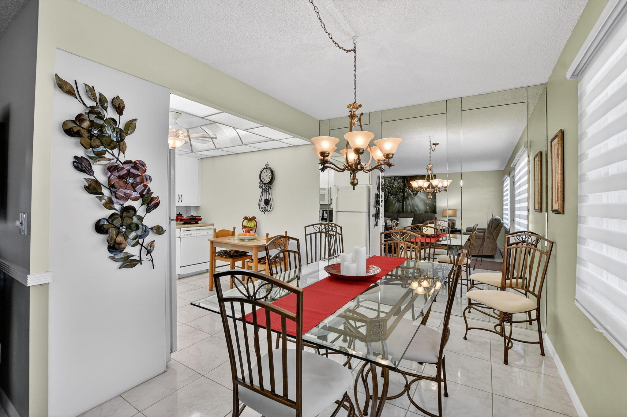 OAKRIDGE V CONDO - Residential