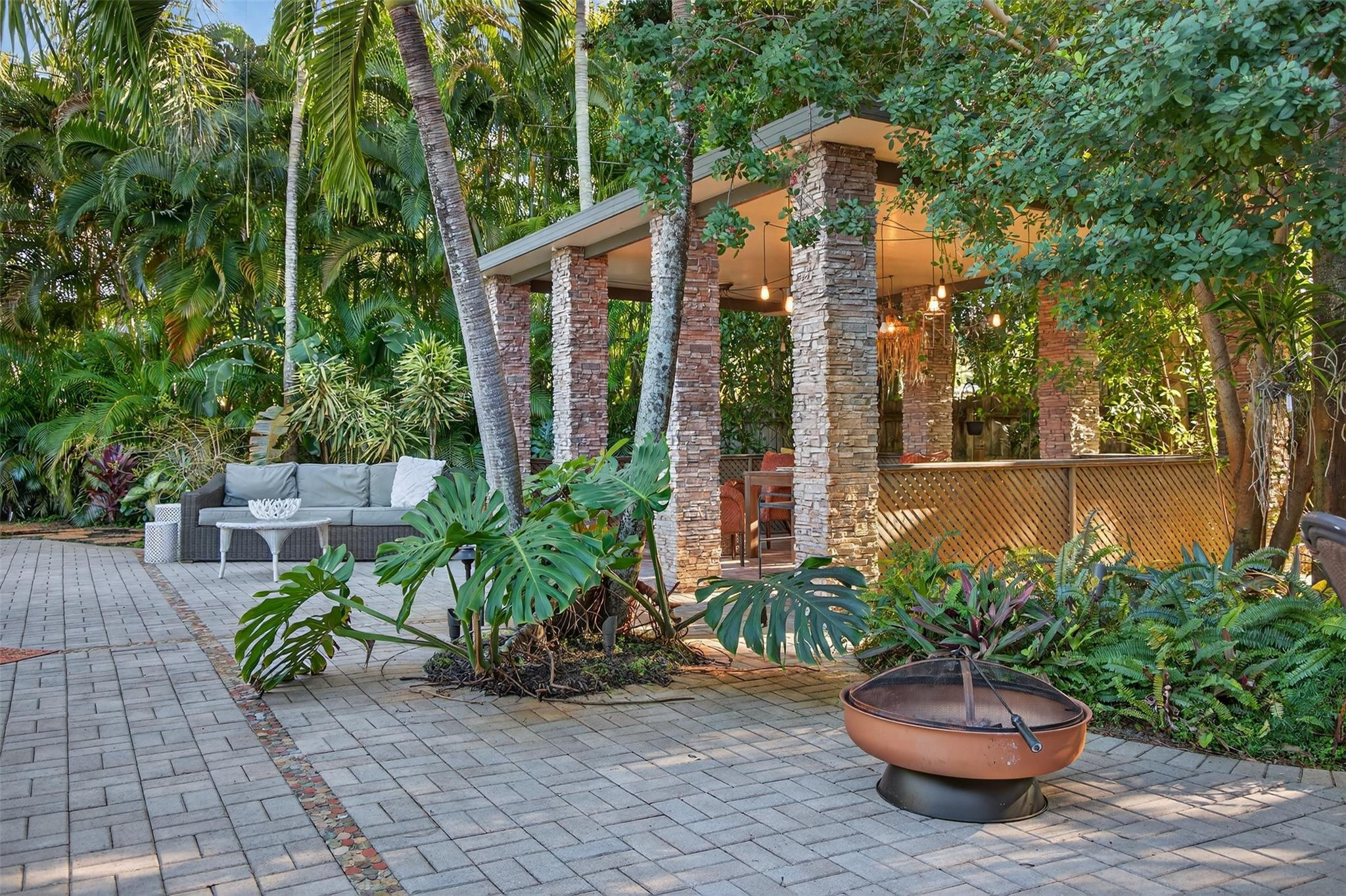 Harold A Keats Add 24-40 - Residential Lease