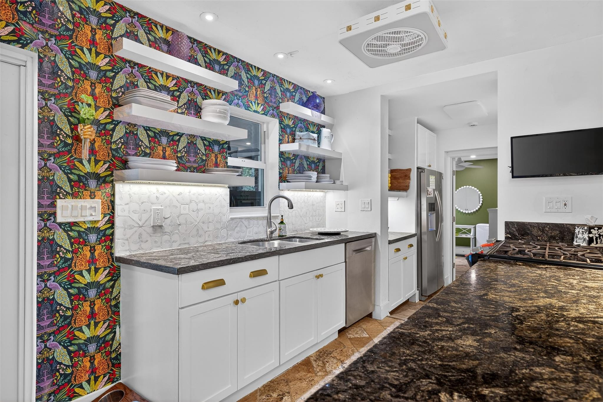 Harold A Keats Add 24-40 - Residential Lease