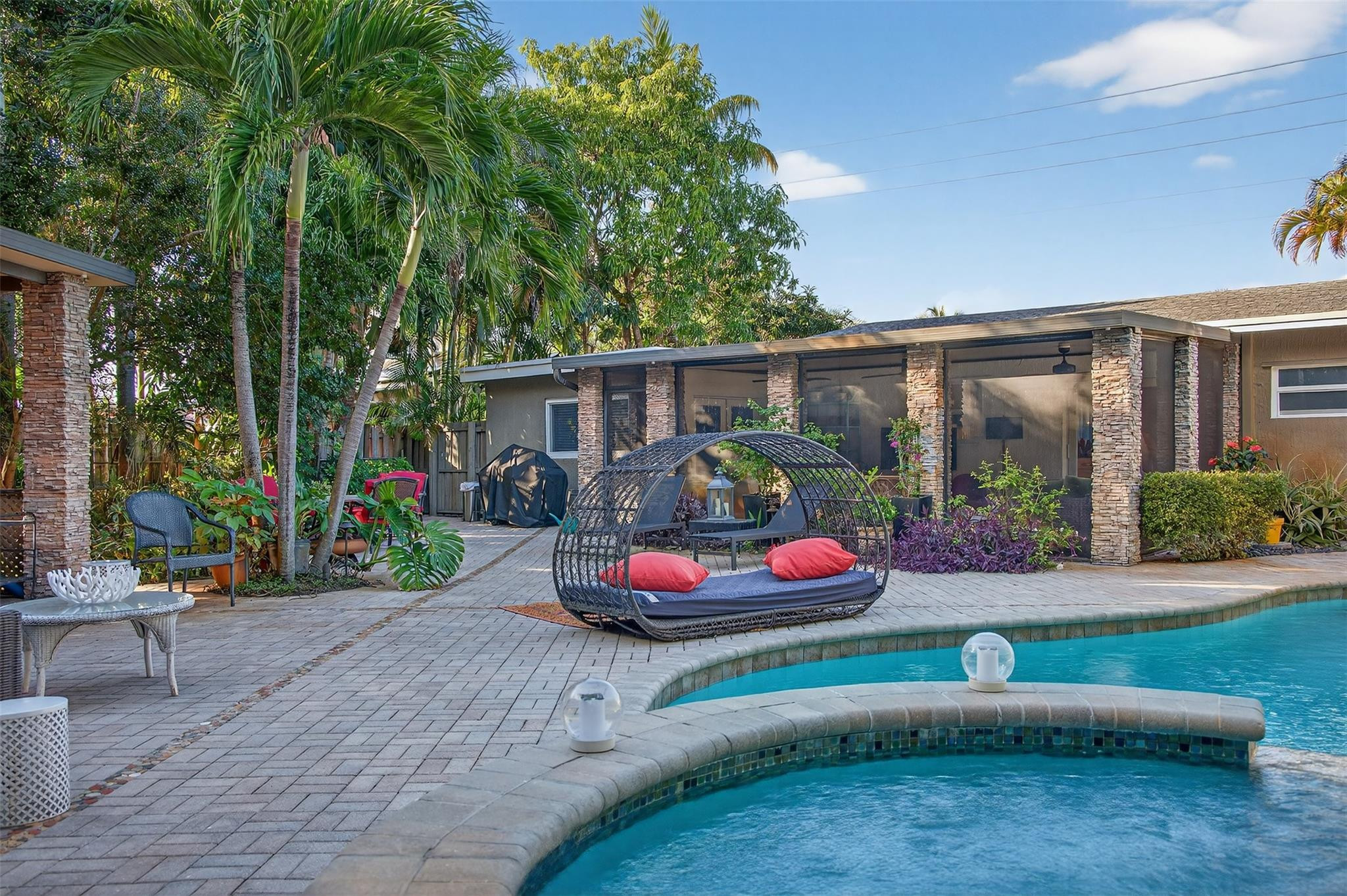 Harold A Keats Add 24-40 - Residential Lease