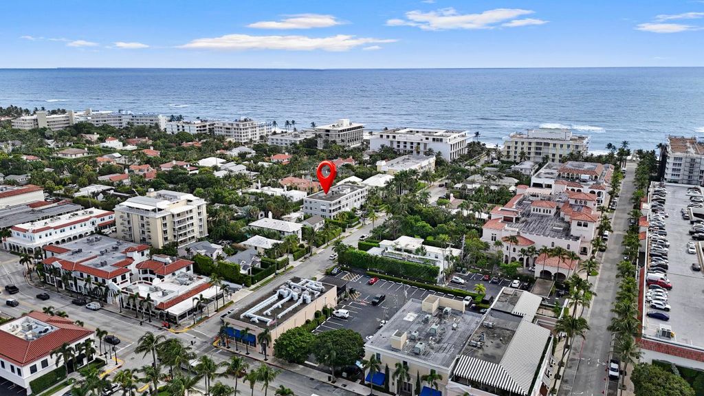 Photo of 145 Peruvian Avenue #301, Palm Beach, FL 33480 (MLS # R11134332)