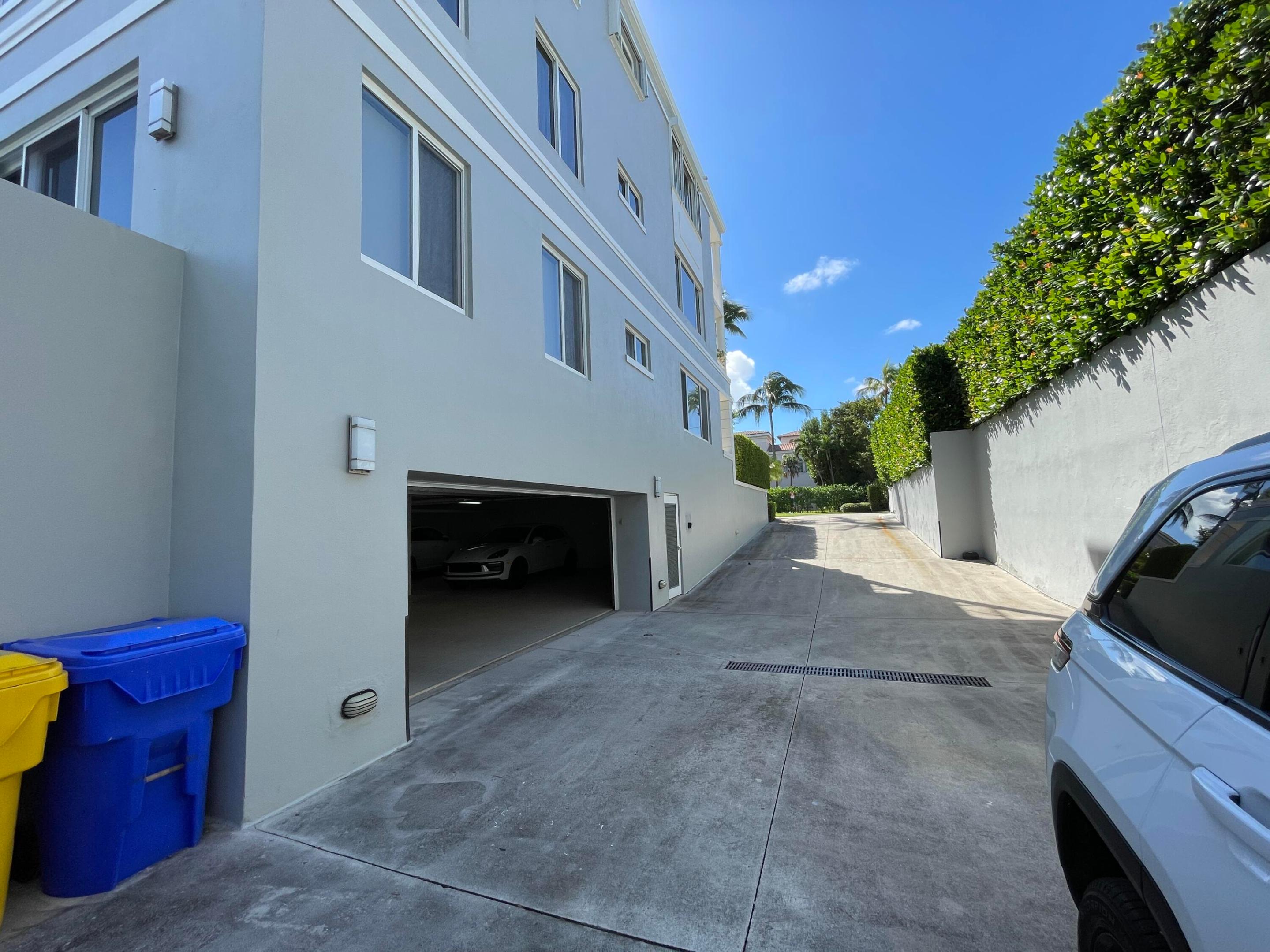 REGENCY SIX CONDO - Residential