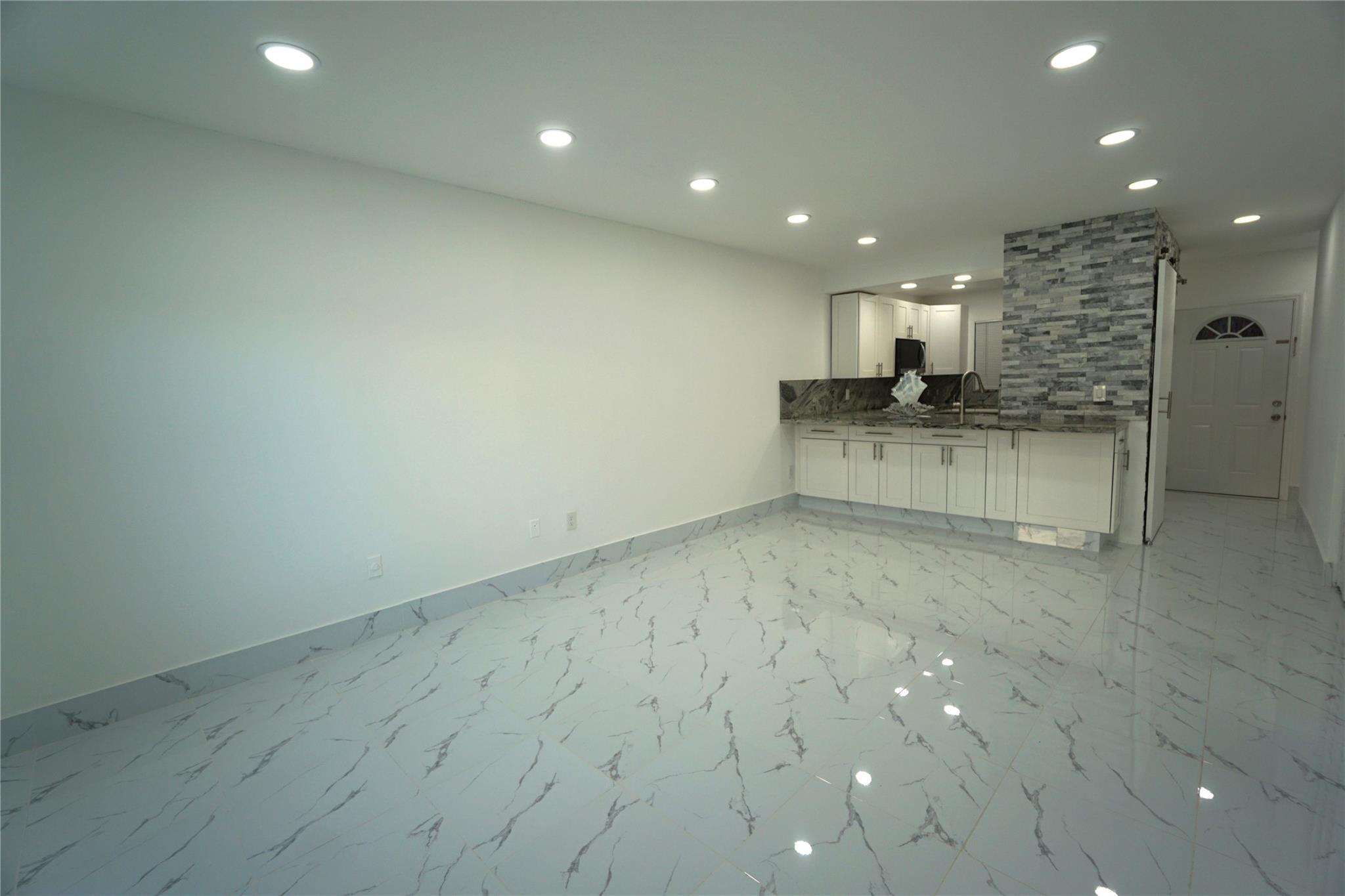 Son Vida Condo - Residential