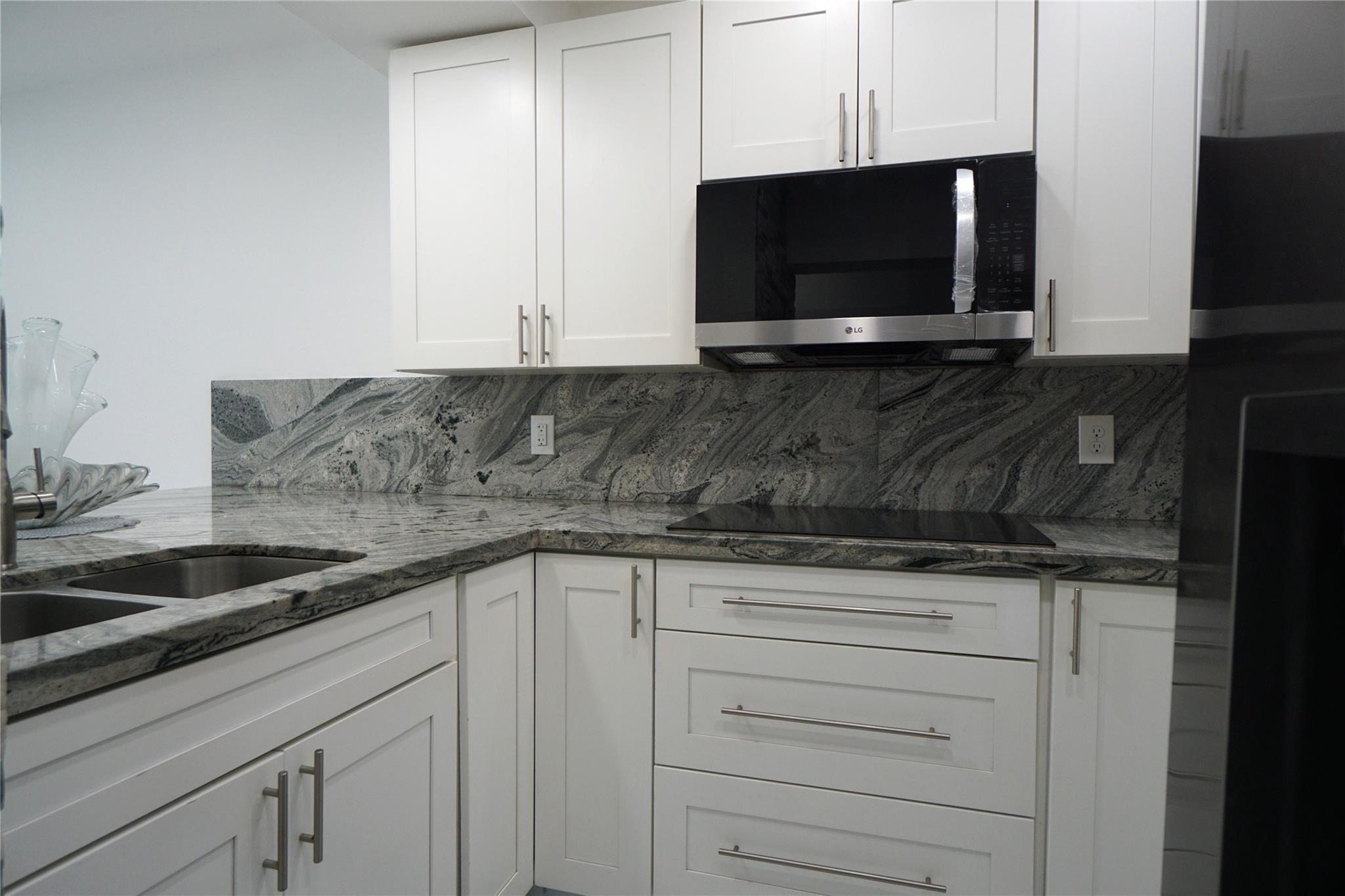 Son Vida Condo - Residential