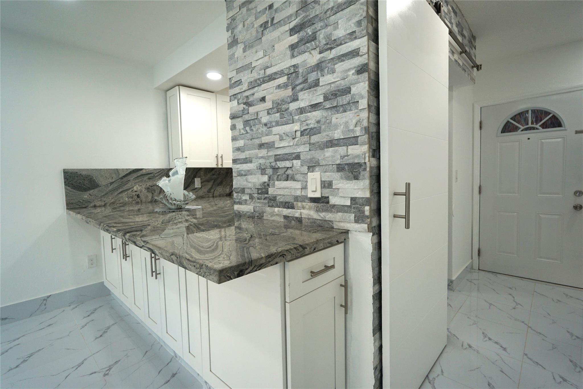 Son Vida Condo - Residential