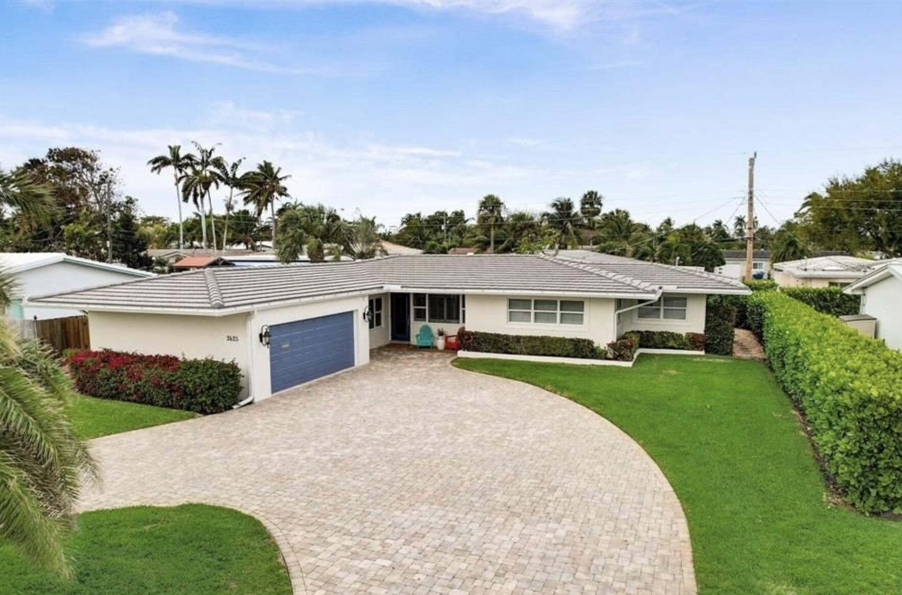 CYPRESS POINT - Residential