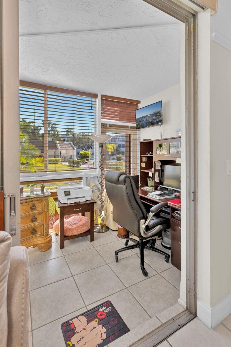 ROYAL PARK GARDENS III-G CONDO - Residential Lease