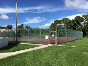 LEXINGTON LAKES - Residential