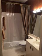 LEXINGTON LAKES - Residential