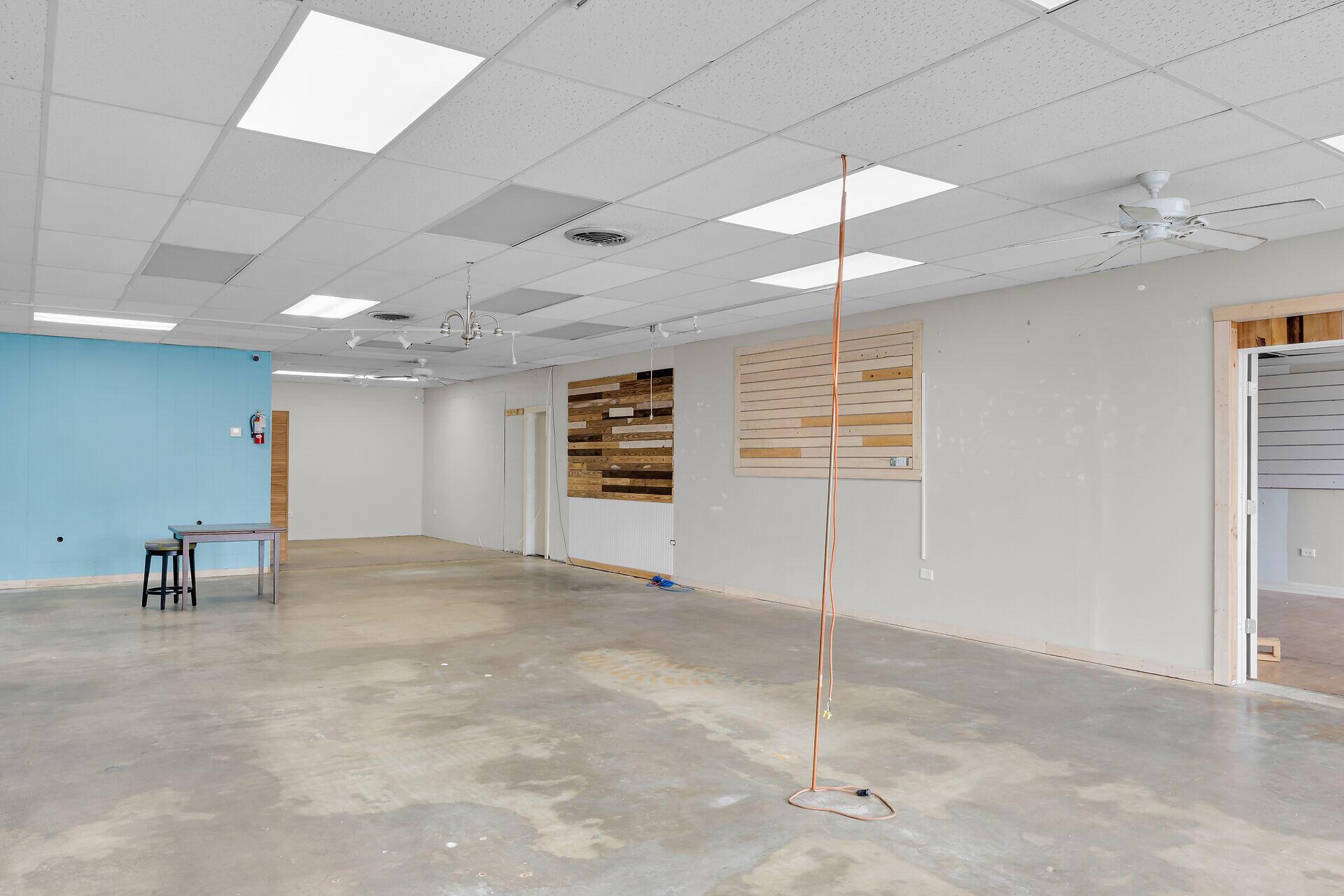 STRATTONS SUBD - Commercial Sale