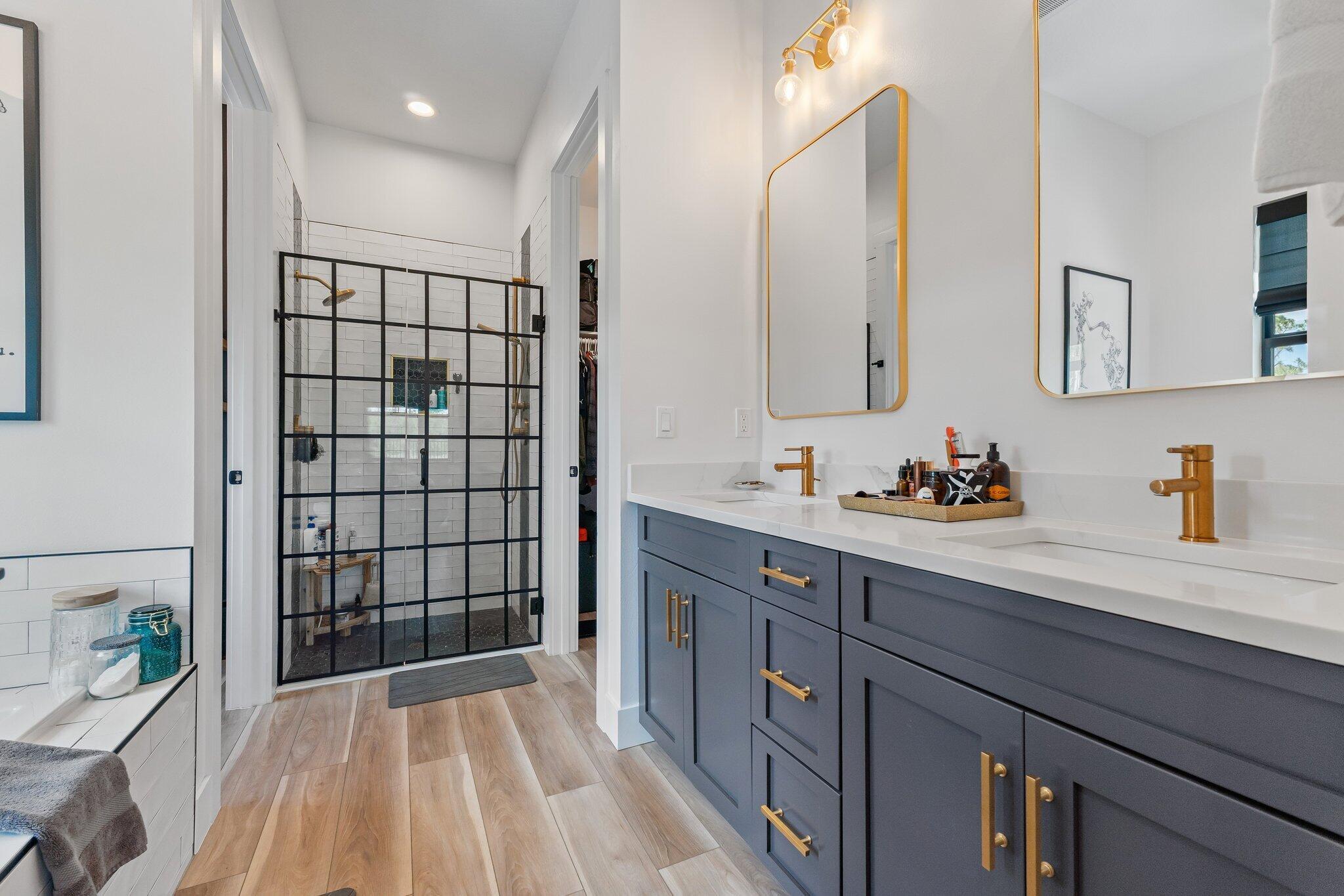 PALM CITY FARMS - Residential