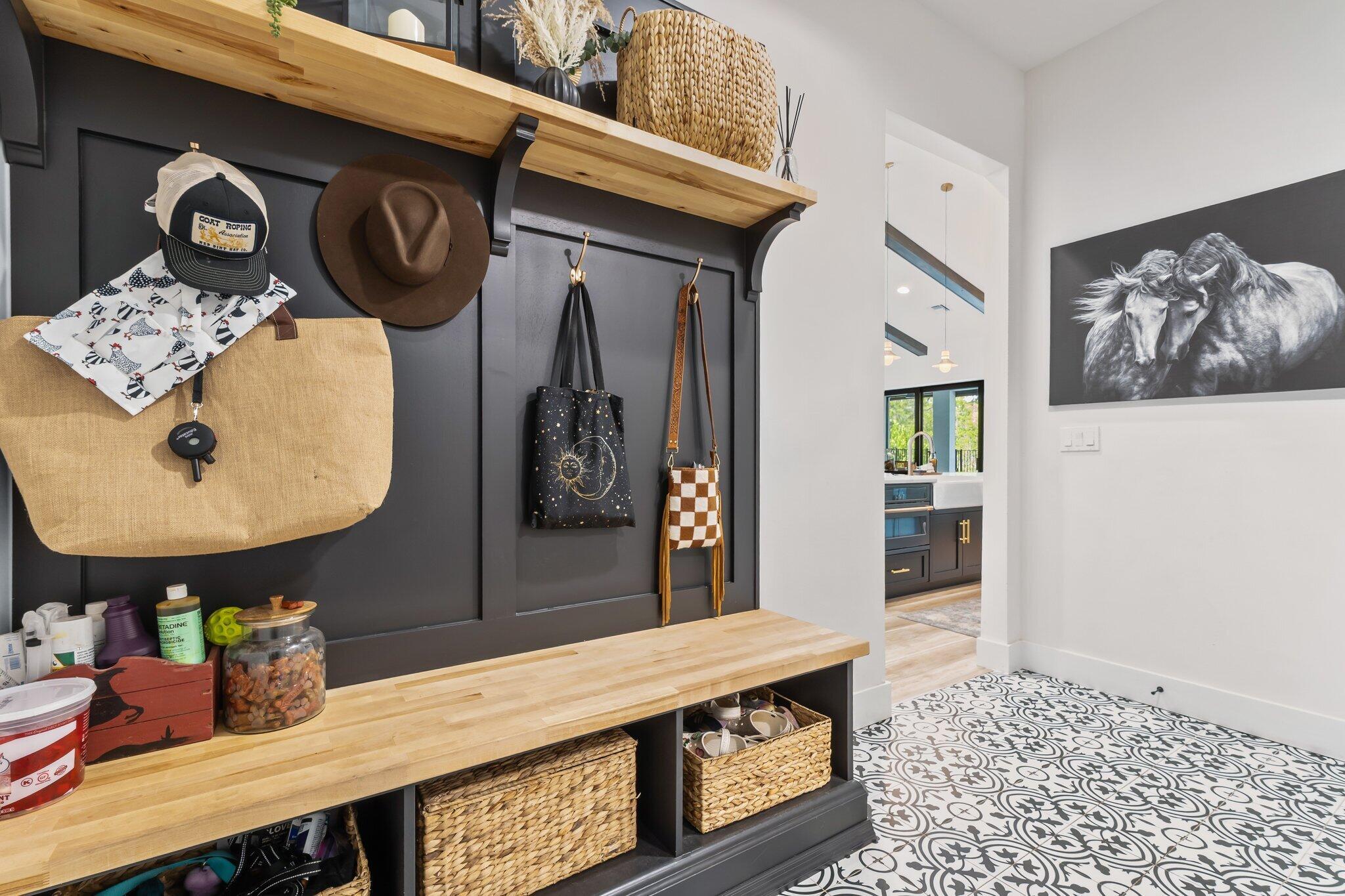 PALM CITY FARMS - Residential