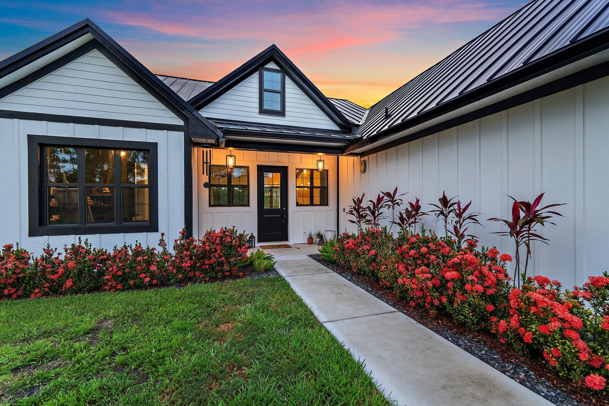 PALM CITY FARMS - Residential