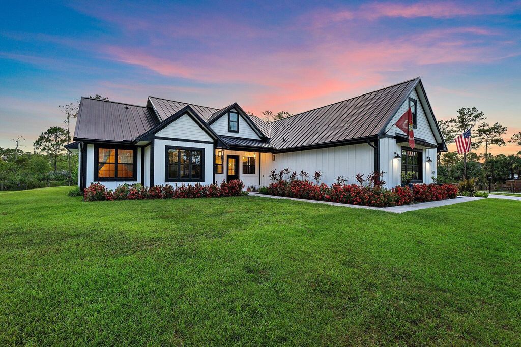 Photo of 6670 SW 54th Avenue, Palm City, FL 34990 (MLS # R11137203)