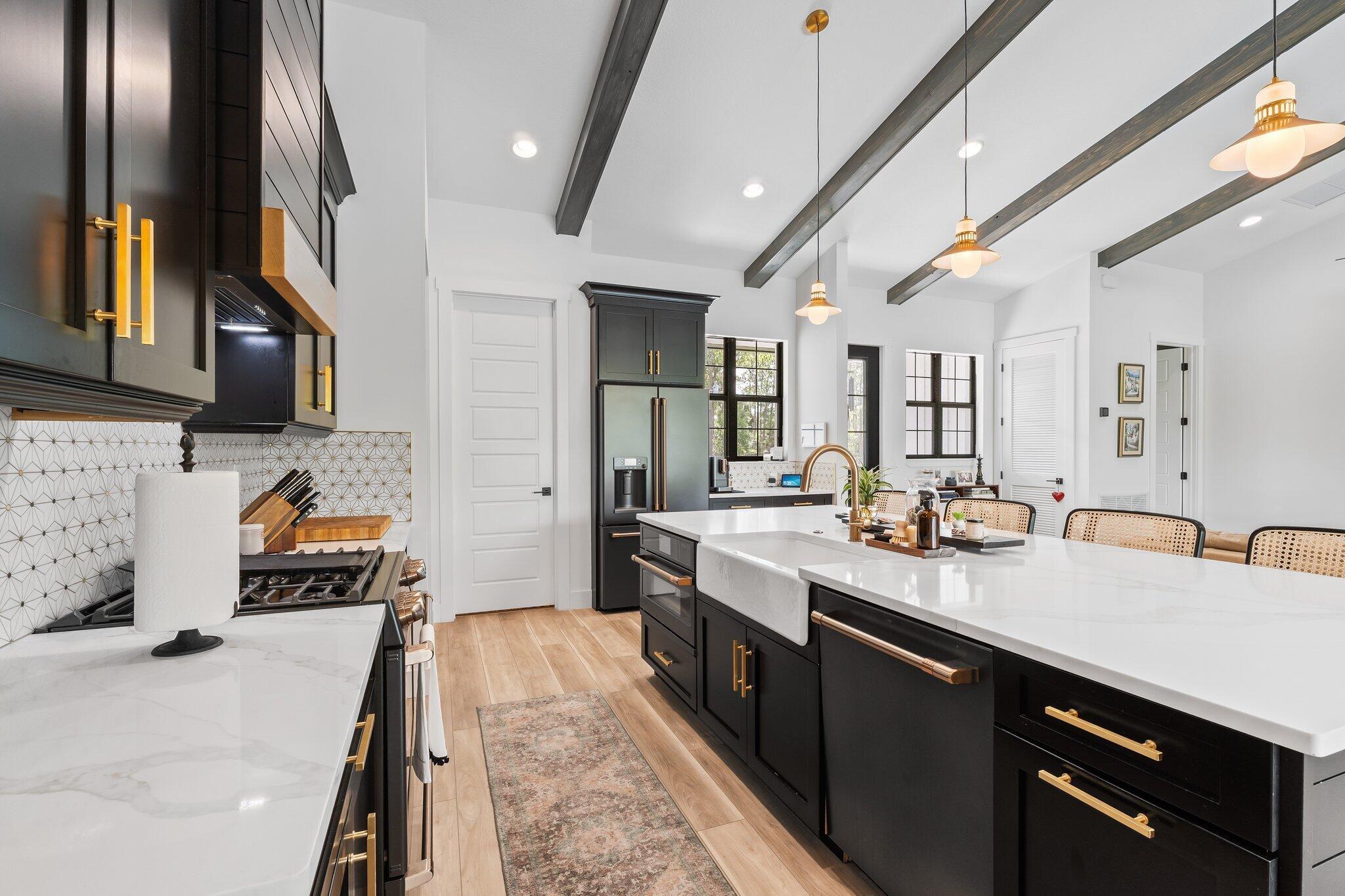 PALM CITY FARMS - Residential