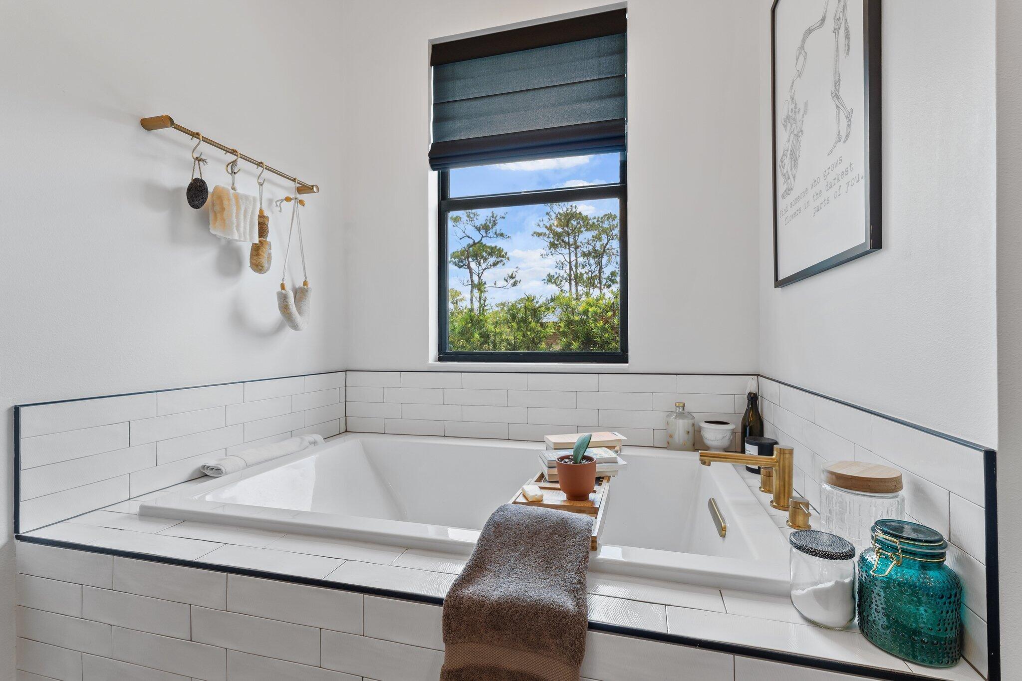 PALM CITY FARMS - Residential