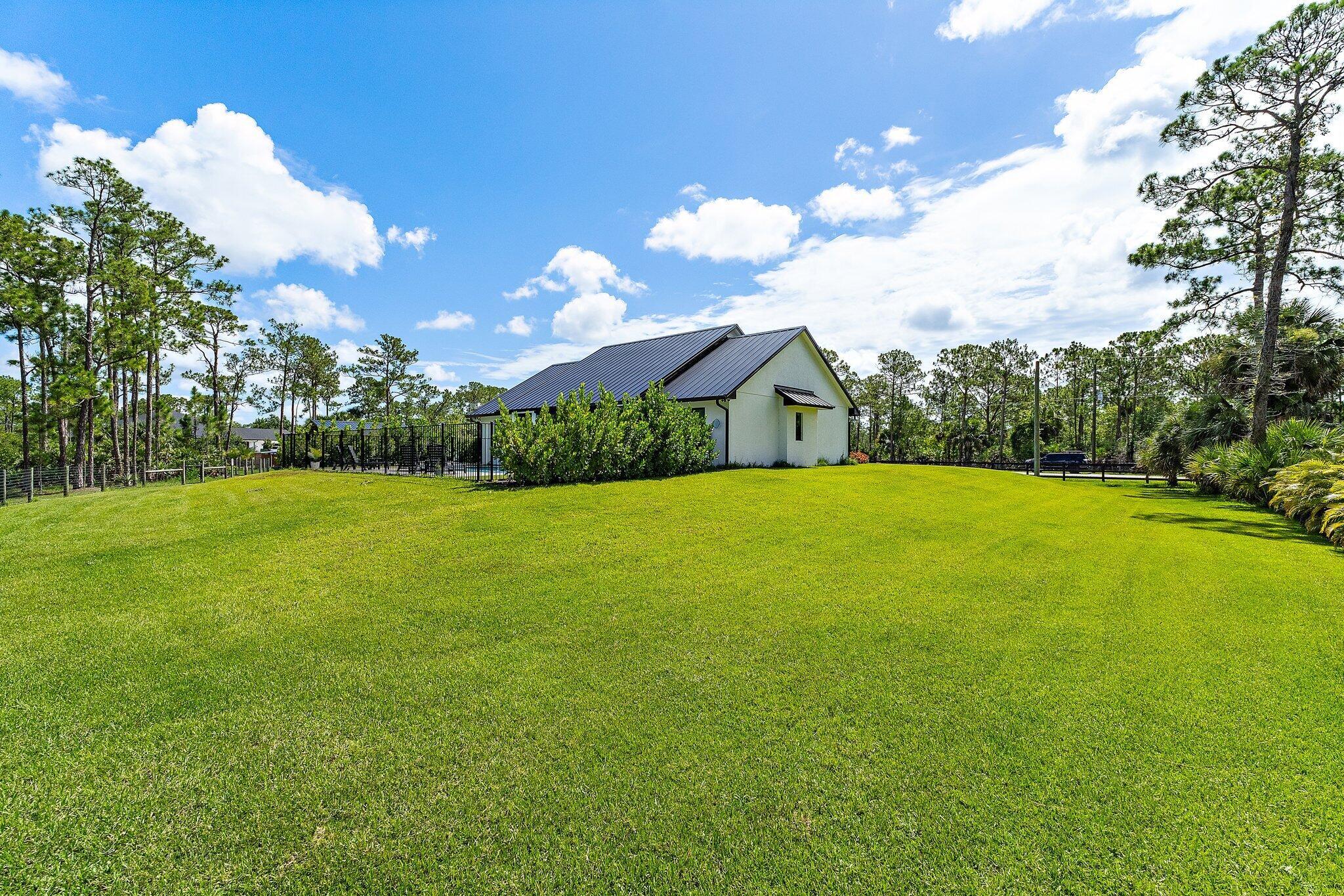 PALM CITY FARMS - Residential