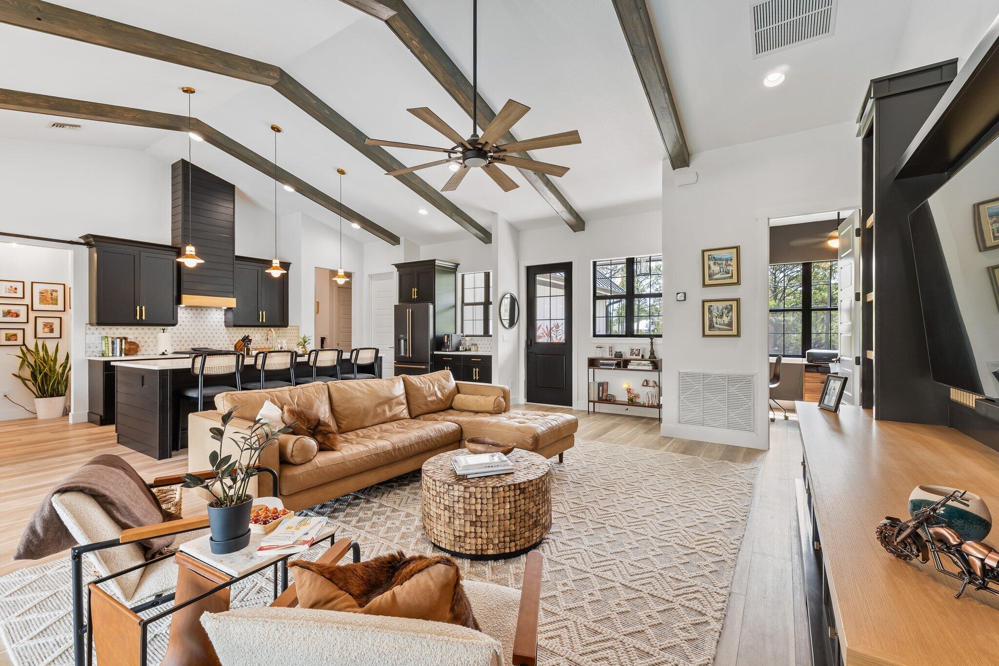 PALM CITY FARMS - Residential