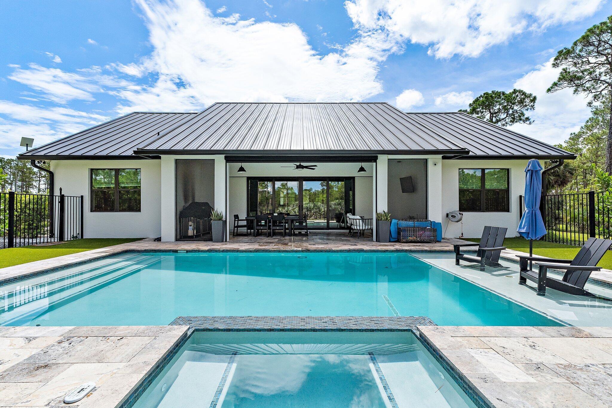 PALM CITY FARMS - Residential