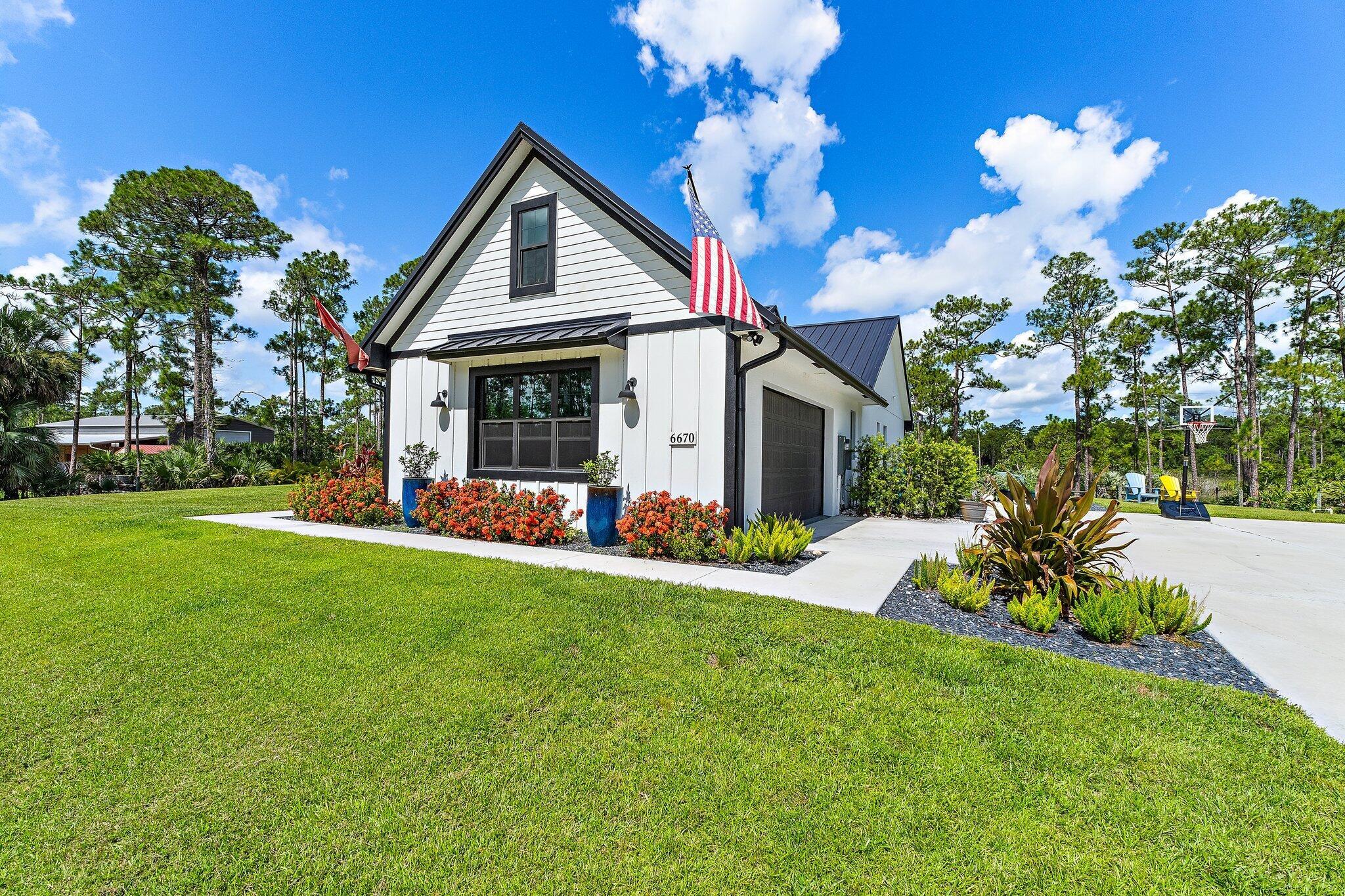 PALM CITY FARMS - Residential