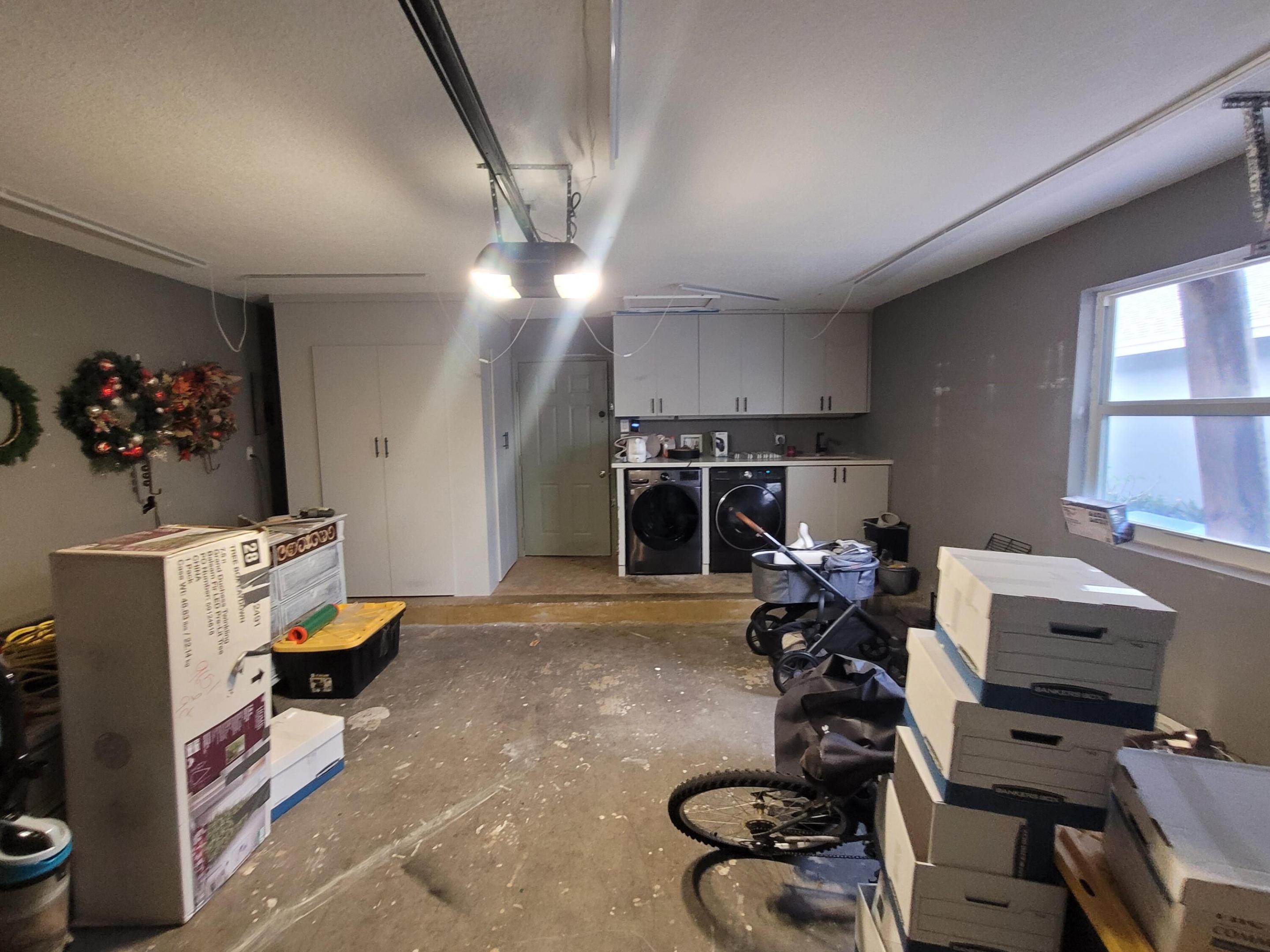 LAKESIDE SOUTH - Residential