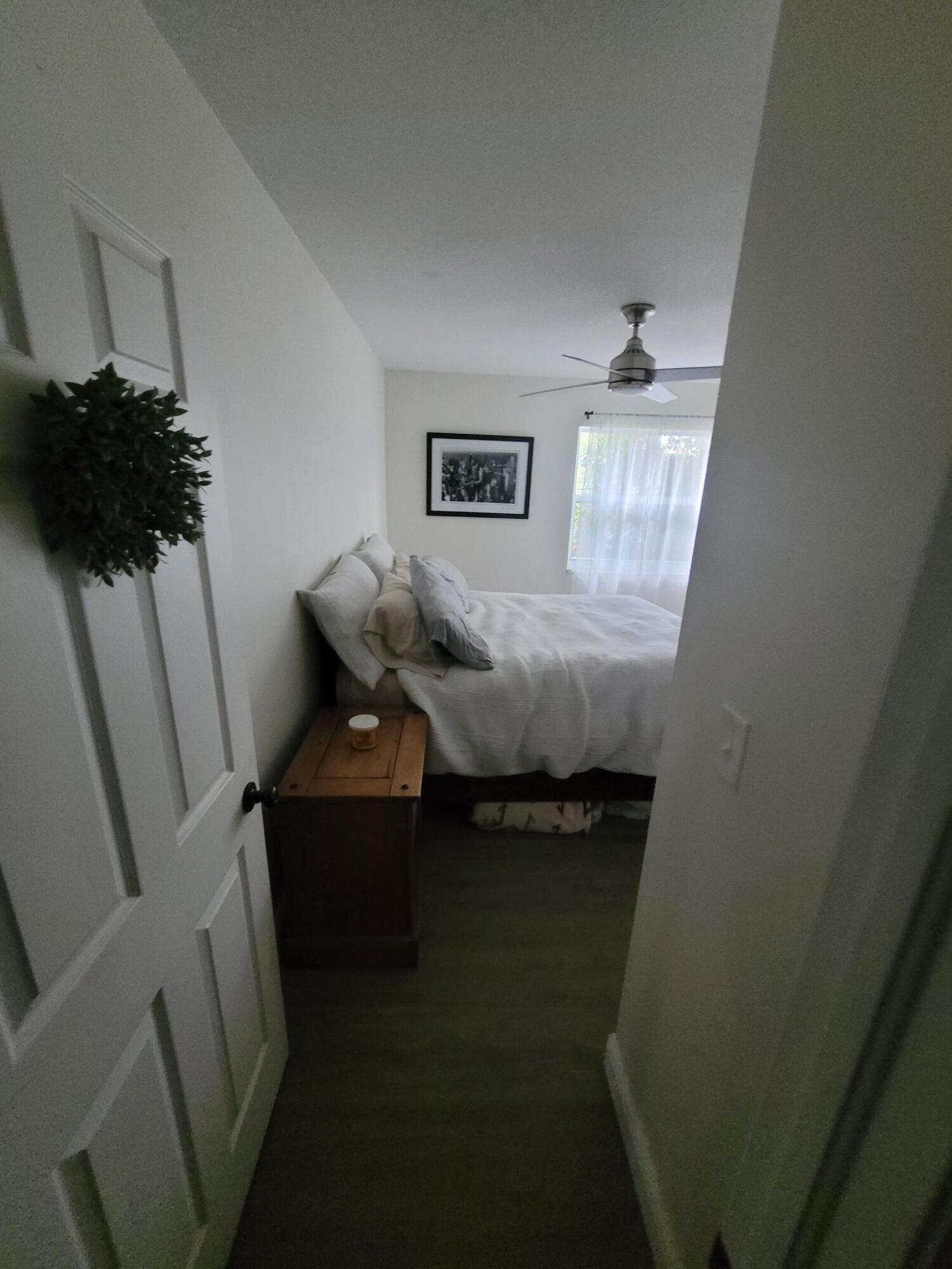 LAKESIDE SOUTH - Residential