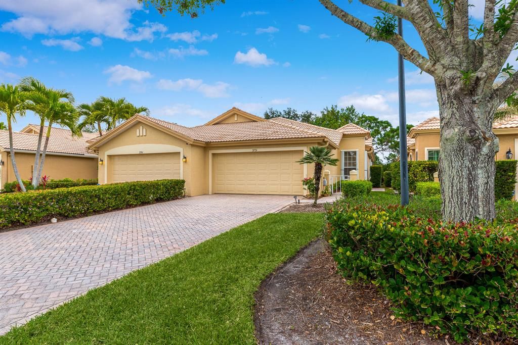 Photo of 3731 NW Willow Creek Drive, Jensen Beach, FL 34957 (MLS # R10780454)