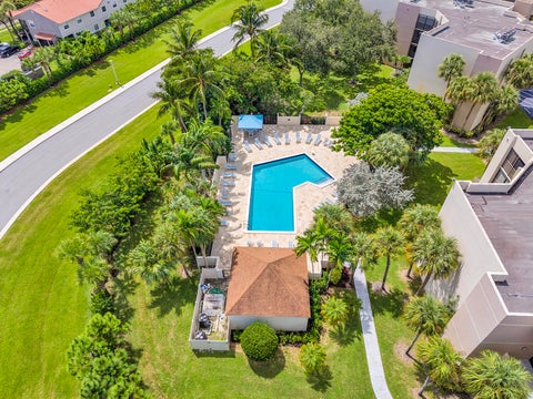 Tiny photo for 5701 CAMINO DEL SOL #106, Boca Raton, FL 33433 (MLS # B26086235)