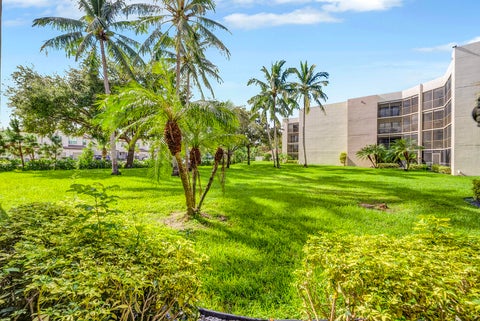 Tiny photo for 5701 CAMINO DEL SOL #106, Boca Raton, FL 33433 (MLS # B26086235)