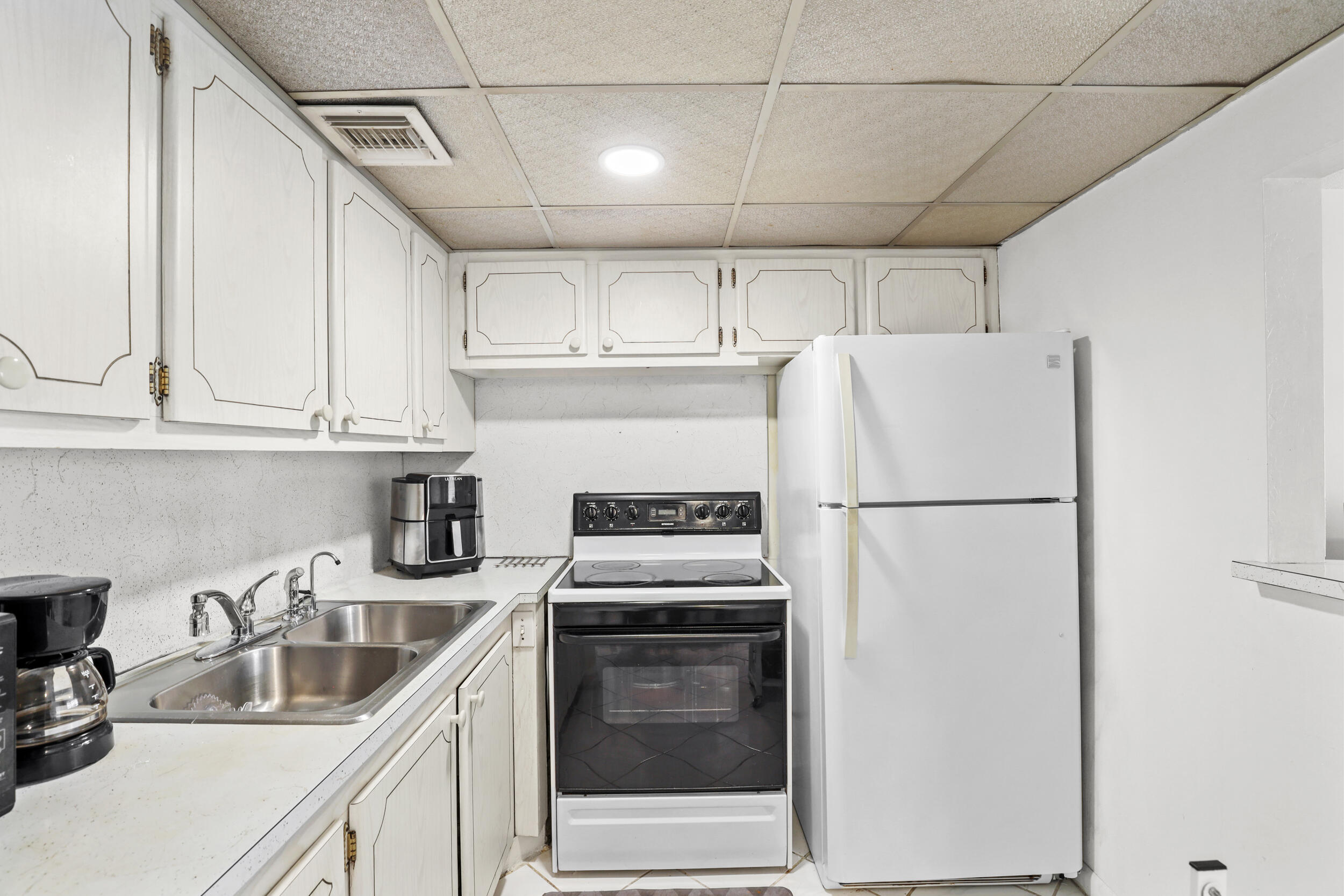 SHEFFIELD CONDOS A TO Q - Residential