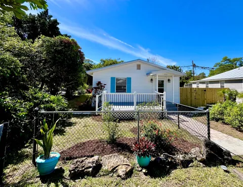 3505 3rd Street, Vero Beach, FL MLS: R11074552