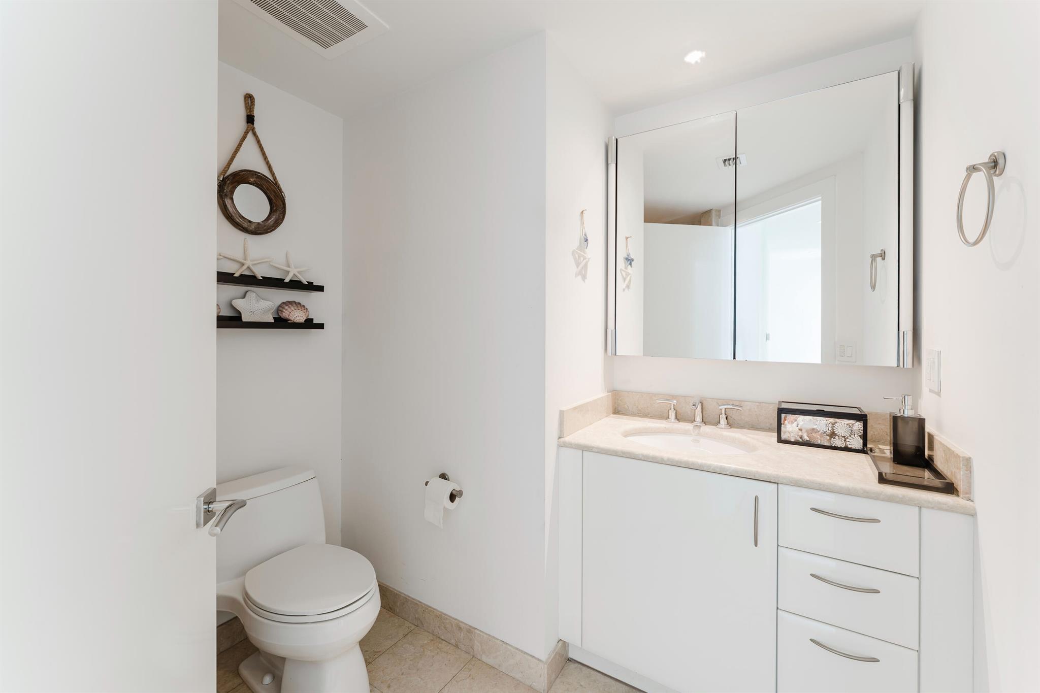 JADE RESIDENCES AT BRICKE - Residential