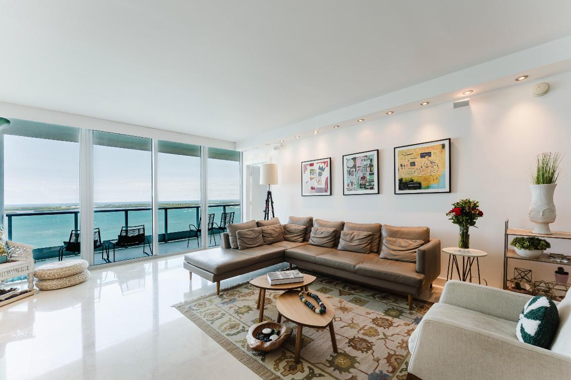 1331 Brickell Bay Drive 2805