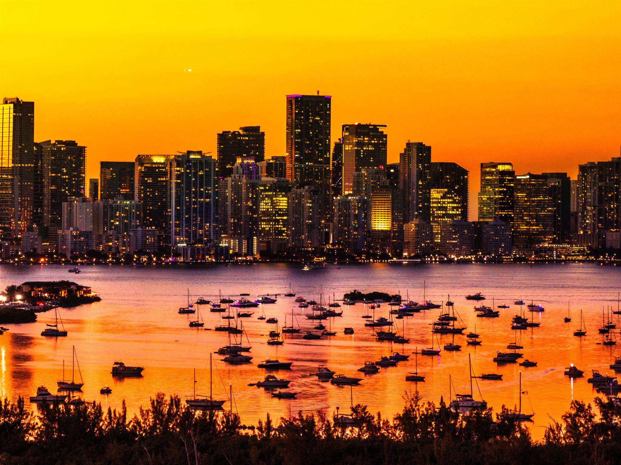 JADE RESIDENCES AT BRICKE - Residential