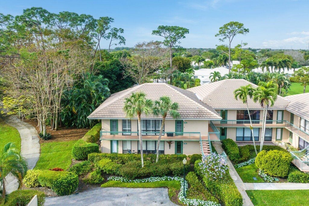 Photo of 4367 Quail Ridge Drive N #Sandpiper, Boynton Beach, FL 33436 (MLS # B26065552)