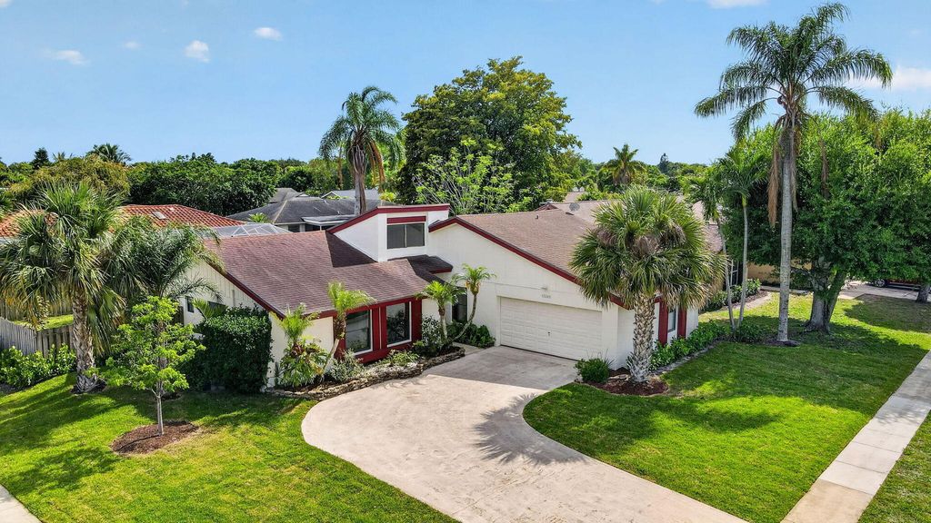 Photo of 12260 Old Country Road S, Wellington, FL 33414 (MLS # B26020054)