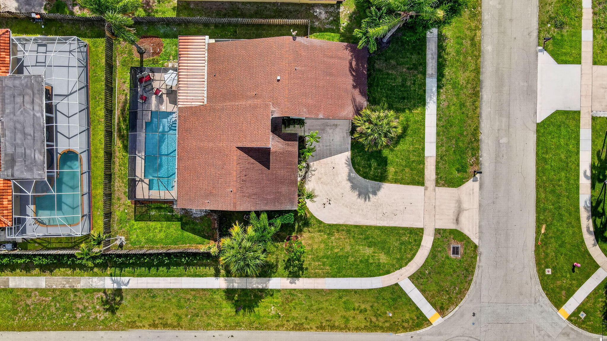 PINEWOOD EAST 2 OF WELLINGTON - Residential